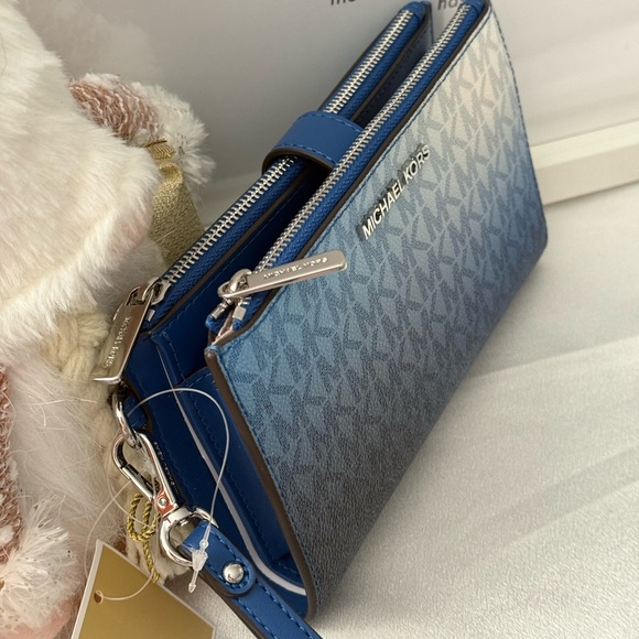 MICHAEL KORS Jet Set Large Ombré Signature Logo Double Zip Wristlet Phone Holder - Picture 5 of 8